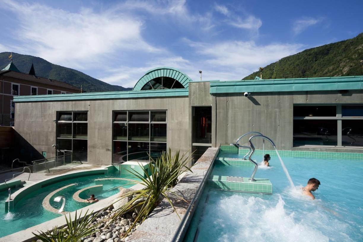 Cocoon 52 M2 New, Beautiful View Castle And Mountain Lägenhet Foix Exteriör bild